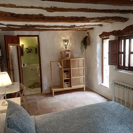 Torre De Arriba Guest house Benimantell