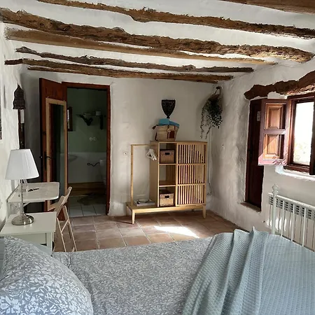 Torre De Arriba Guest house Benimantell